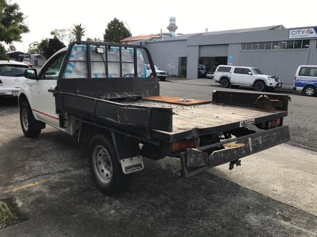 Mitsubishi L200 Triton - KA4 2005-2015