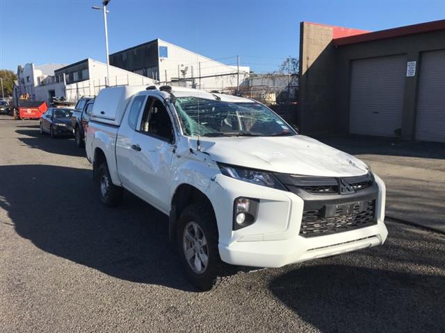 Mitsubishi L200 Triton - KA4 2005-2015