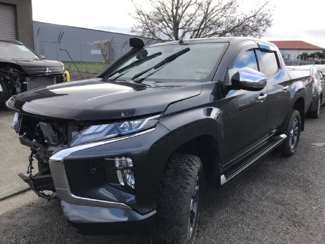 Mitsubishi L200 Triton - KA4 2005-2015