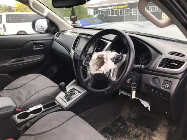 Mitsubishi L200 Triton - KA4 2005-2015