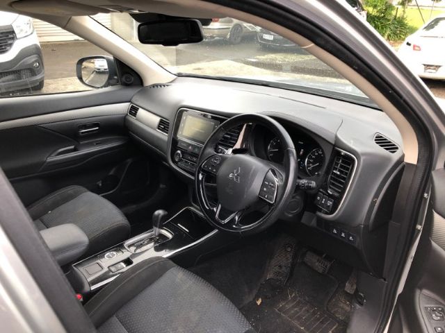 Mitsubishi Outlander - GF8W 2012-Present