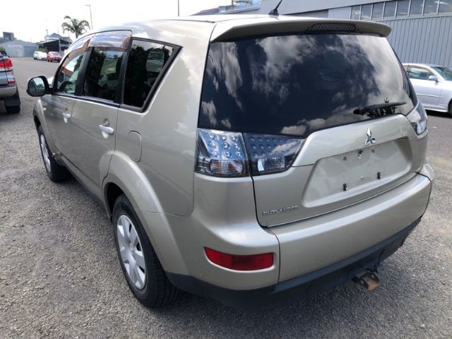 Mitsubishi Outlander - CW5W 2006-2012