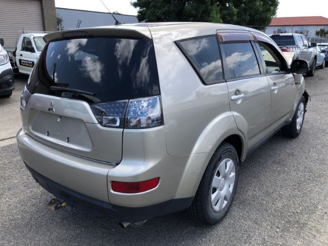 Mitsubishi Outlander - CW5W 2006-2012