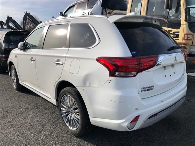 Mitsubishi Outlander - GF8W 2012-Present