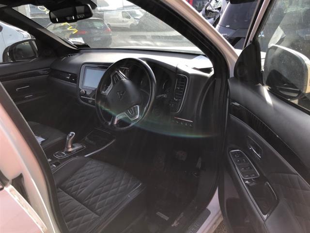 Mitsubishi Outlander - GF8W 2012-Present