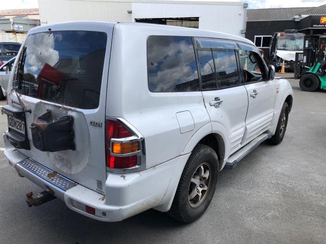 Mitsubishi Pajero - V75W 1999-2006
