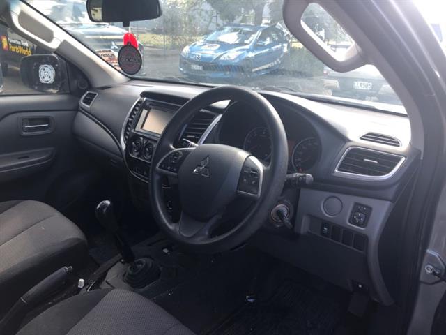 Mitsubishi L200 Triton - KA4 2005-2015