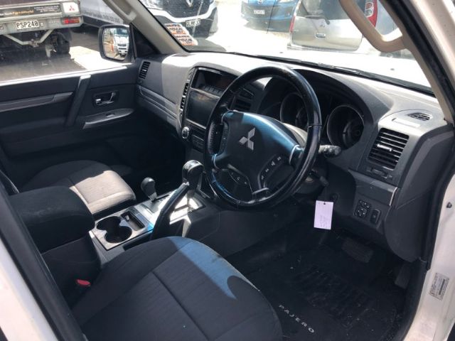 Mitsubishi Pajero - V98W 2006-2017