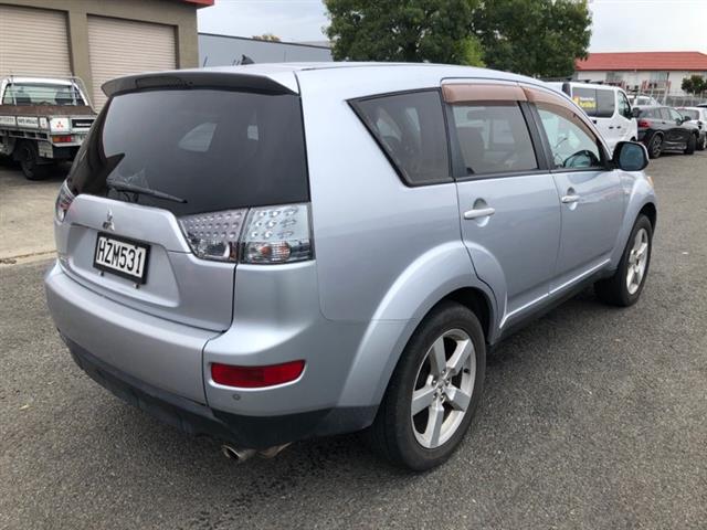 Mitsubishi Outlander - CW5W 2006-2012