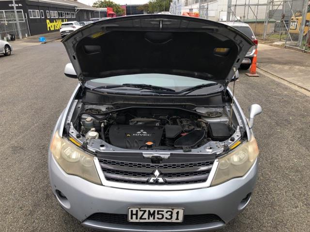 Mitsubishi Outlander - CW5W 2006-2012