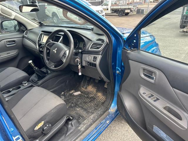 Mitsubishi L200 Triton - KA4 2005-2015