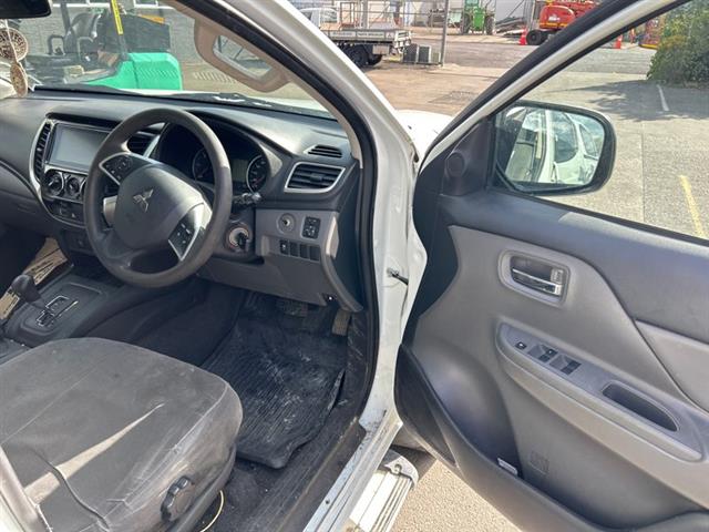 Mitsubishi L200 Triton - KA4 2005-2015