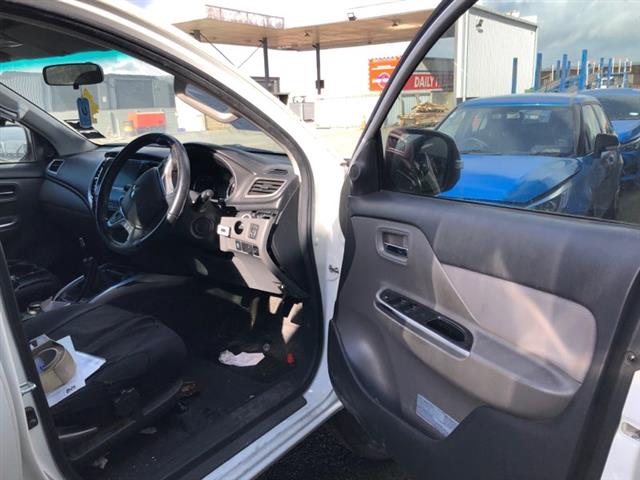 Mitsubishi L200 Triton - KA4 2005-2015