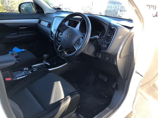 Mitsubishi Outlander - GF8W 2012-Present