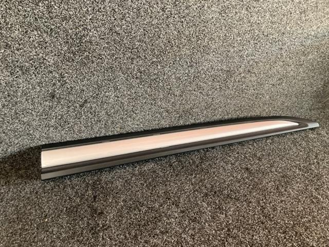 Rf Lower Door Moulding