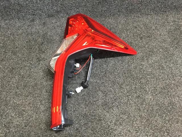 R Tail Light