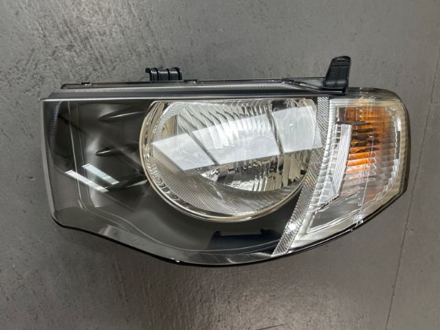 L Headlight