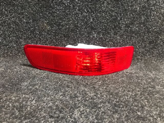 Lr Bumper Reflector