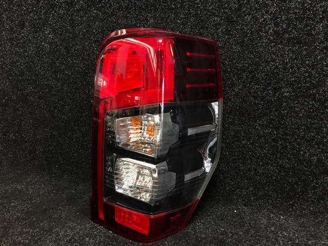 R Tail Light