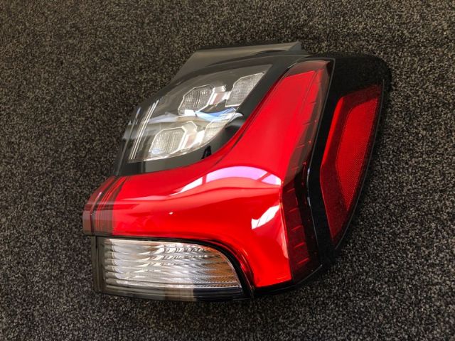 R Tail Light