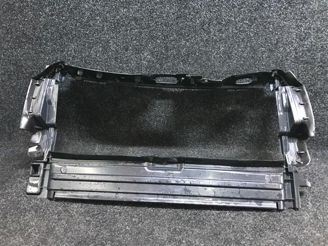 Radiator Upper Air Guide
