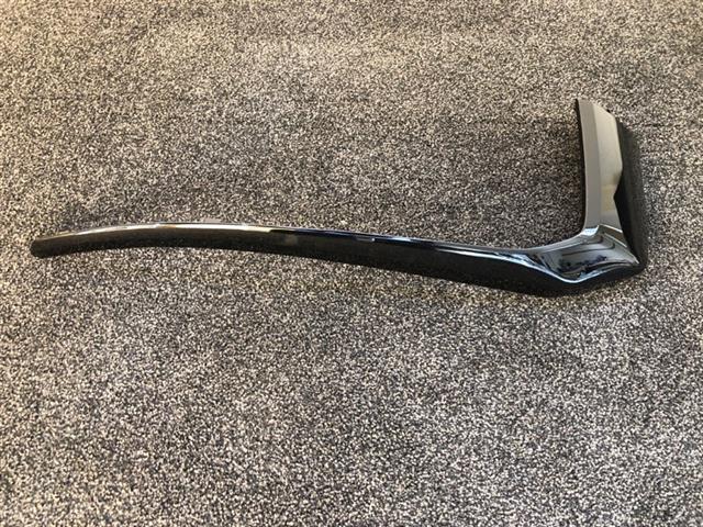 Lh Front Bumper Garnish Upper