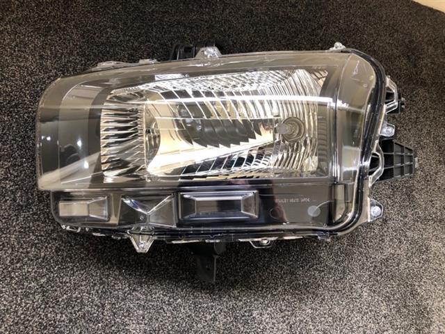 L Headlight