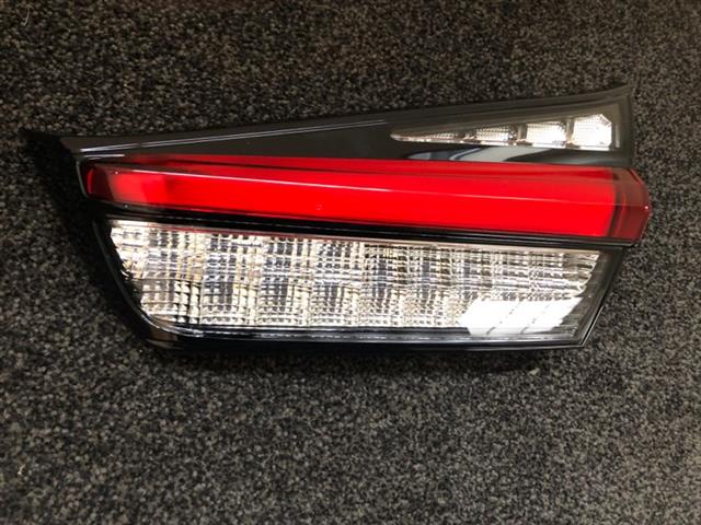 R Tailgate Light