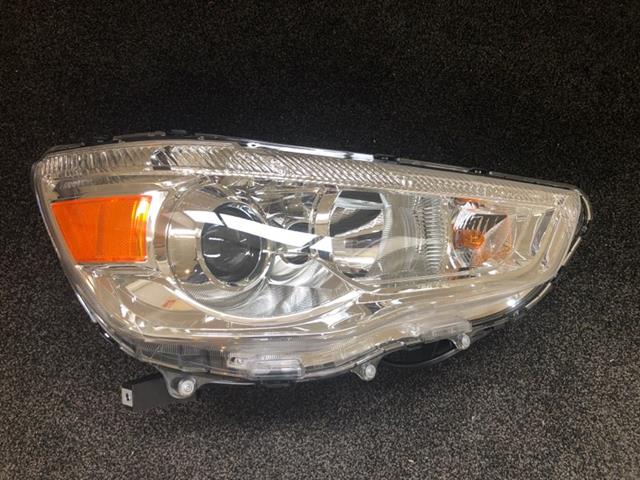 R Headlight (halogen)