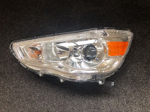 L Headlight (halogen)