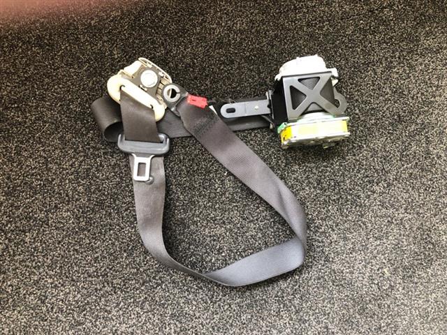 Rf Seat Belt Pretensioner
