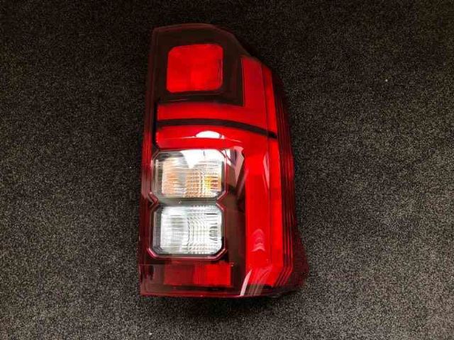 R Tail Light