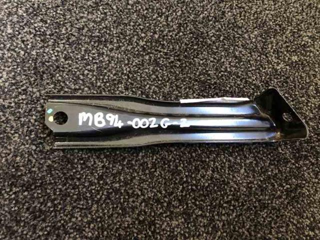 Lf Bumper Stay Lower