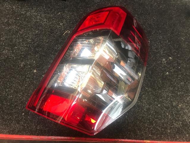 R Tail Light (led)