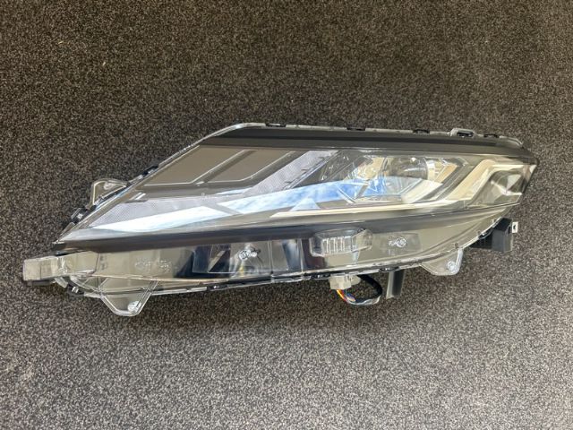 L Headlight (led)