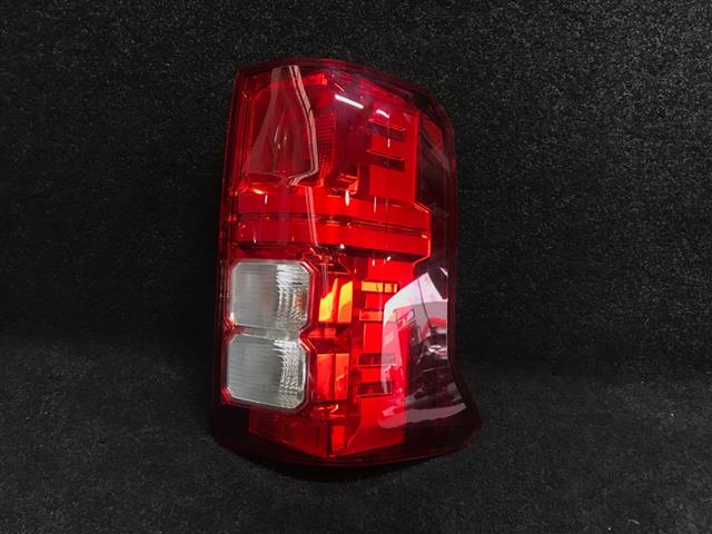 R Tail Light
