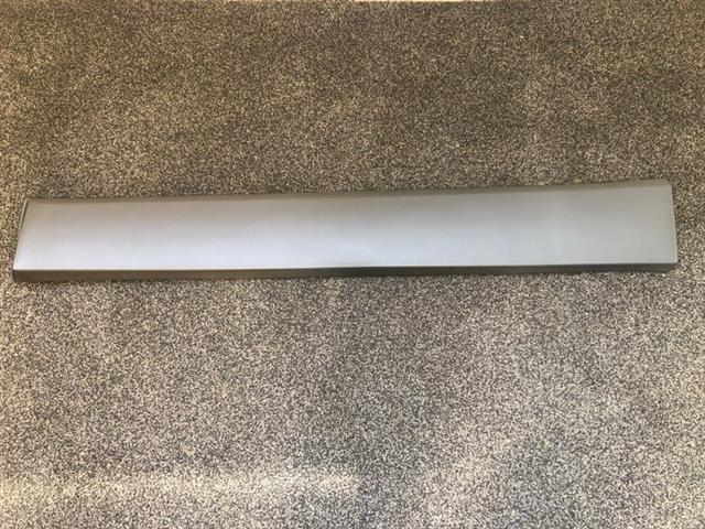 Lr Door Moulding