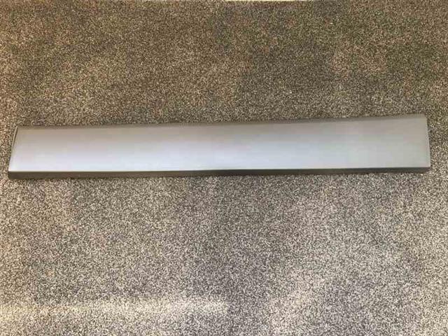 Lr Door Moulding