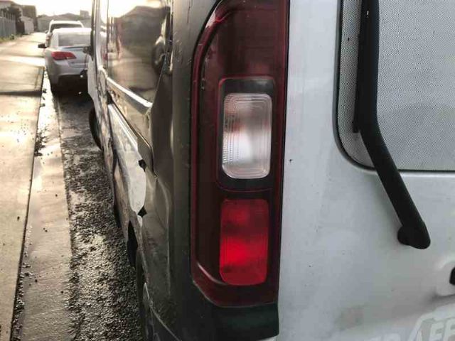 L Tail Light