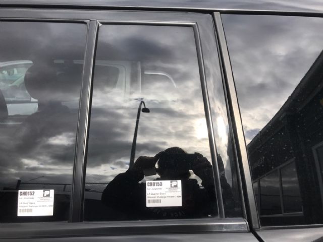 Lr Quarter Glass