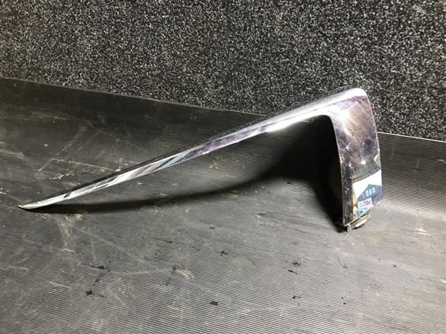 Rh Front Bumper Garnish Upper