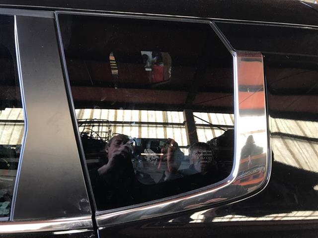 Lr Opera Glass