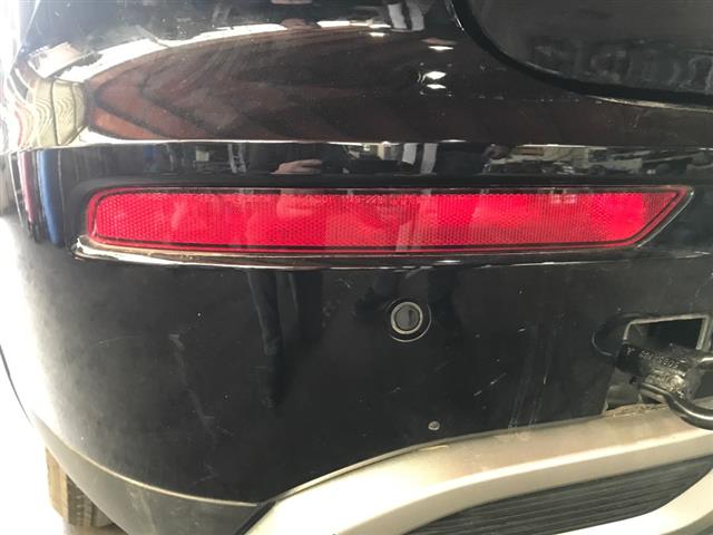 Lr Bumper Reflector