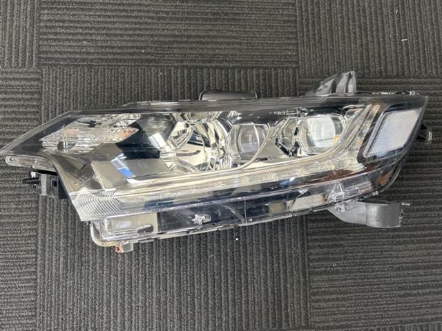 L Headlight (led)