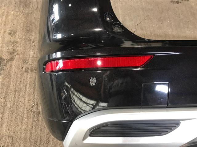 Lr Bumper Reflector