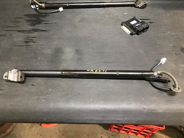 R Tailgate Strut