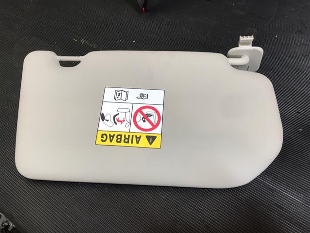 Lh Sunvisor