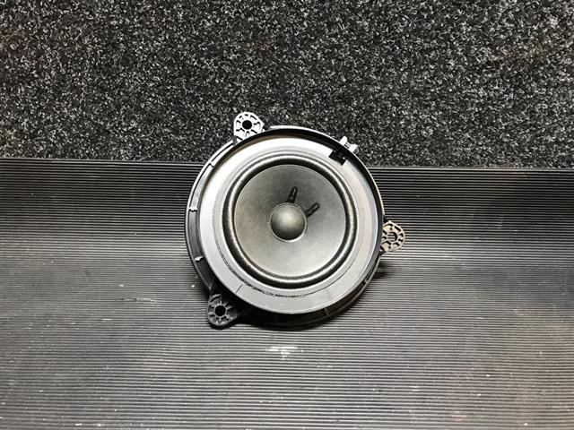 Rear Speakers