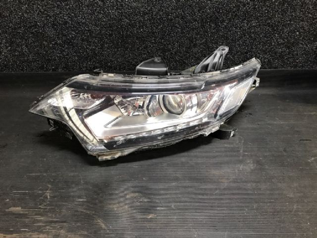 L Headlight (led)