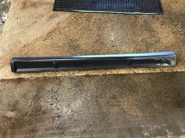 L Side Skirt